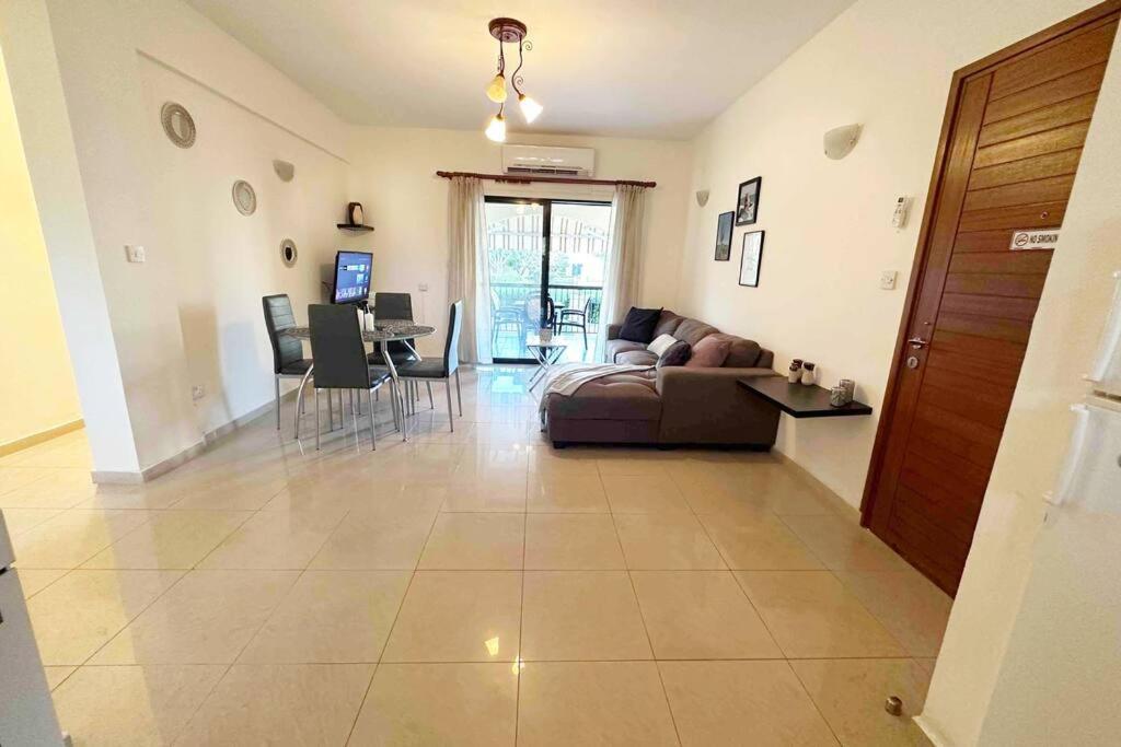 Ground With Master Bedroom And Twin Bedroom